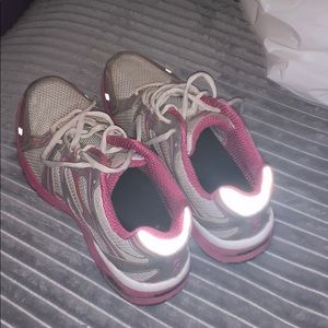 Abeo Athletic Sneakers